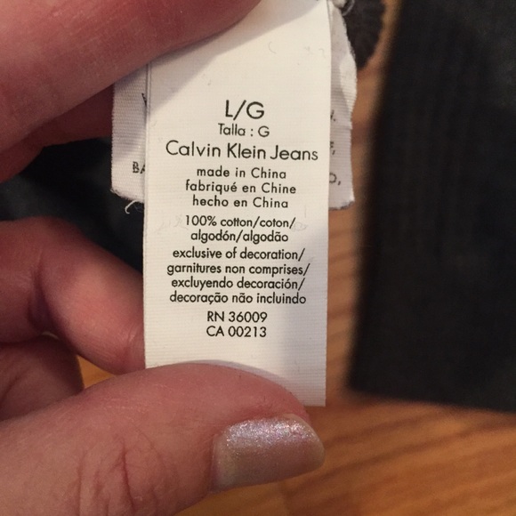 Calvin Klein Quarter Zip Sweater - Picture 9 of 12